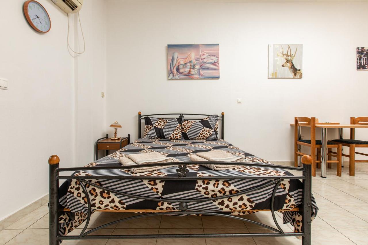 Central Cozy Apartment สปาร์ติ ภายนอก รูปภาพ