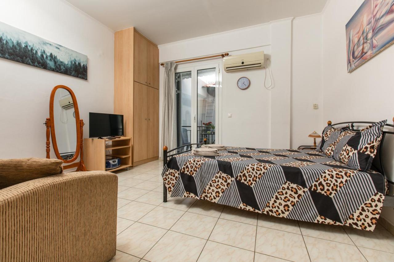 Central Cozy Apartment สปาร์ติ ภายนอก รูปภาพ